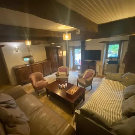 Grande Maison Avec Piscine Chauffee Au Clos Cache! *